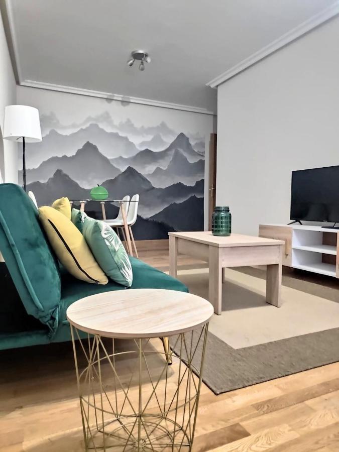 Apartamento Centrico Con Wifi Y Parking De Coche Tamano Medio Onís Eksteriør bilde