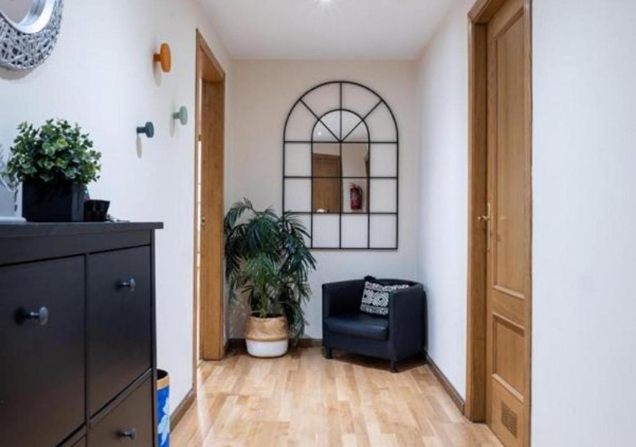 Apartamento Centrico Con Wifi Y Parking De Coche Tamano Medio Onís Eksteriør bilde