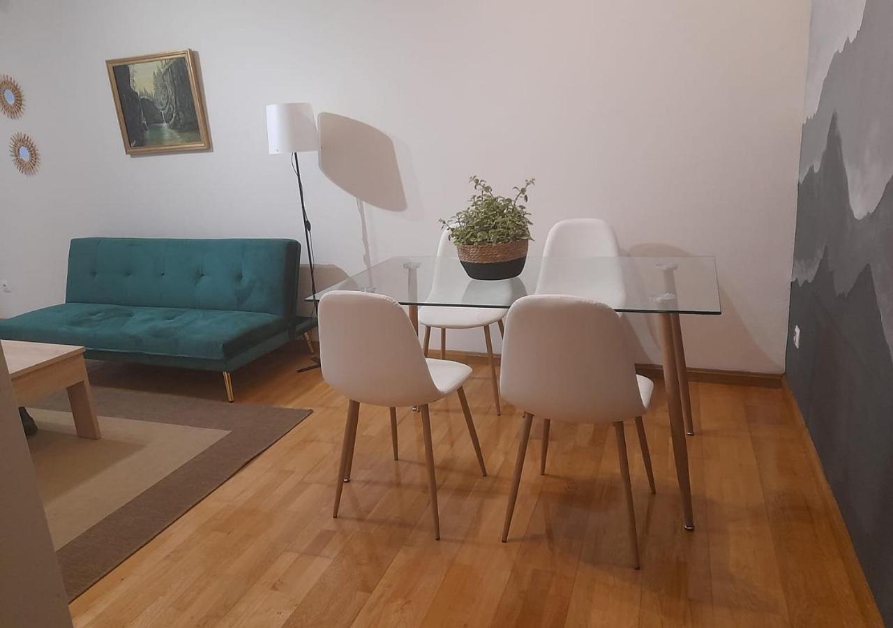 Apartamento Centrico Con Wifi Y Parking De Coche Tamano Medio Onís Eksteriør bilde