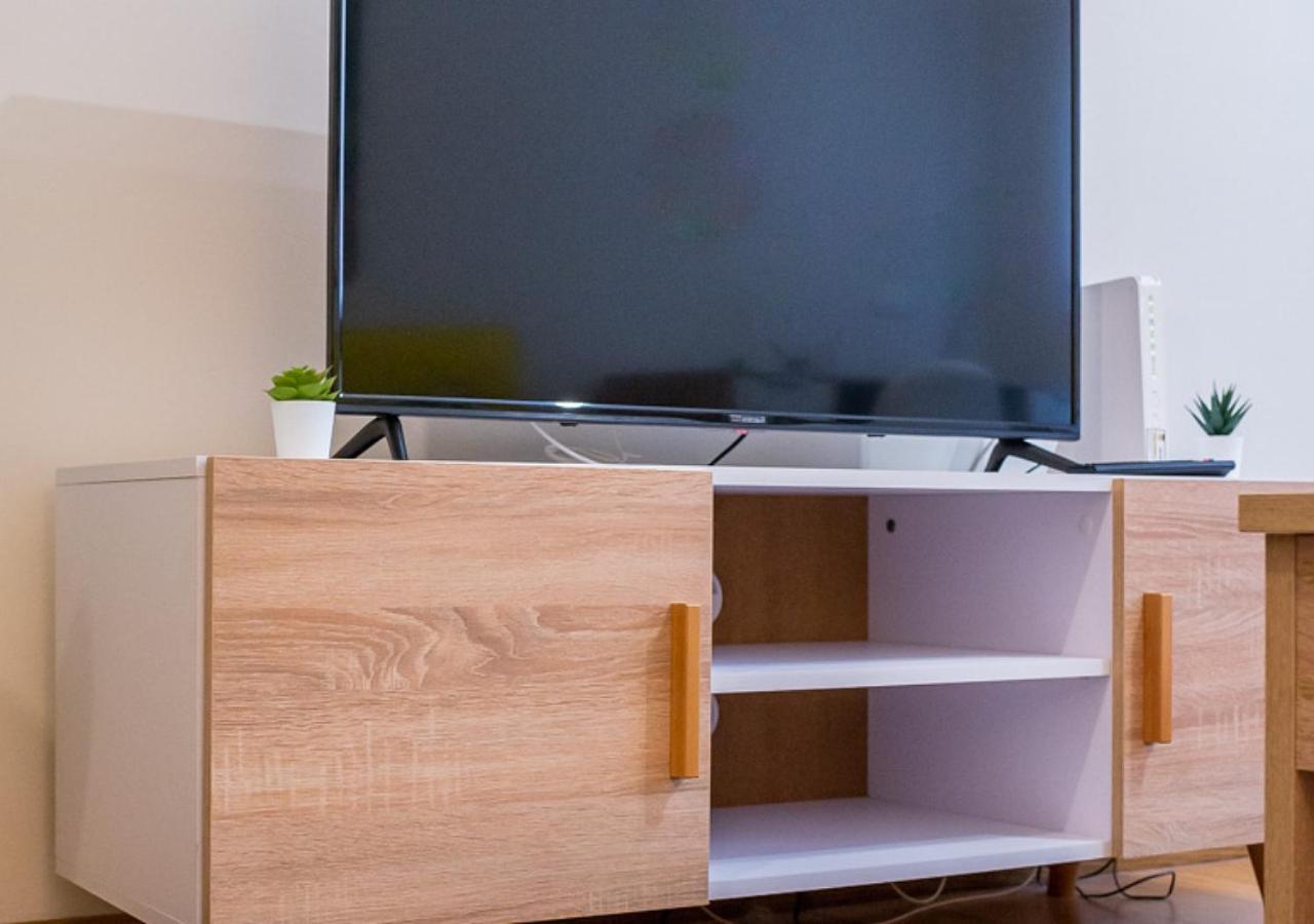 Apartamento Centrico Con Wifi Y Parking De Coche Tamano Medio Onís Eksteriør bilde